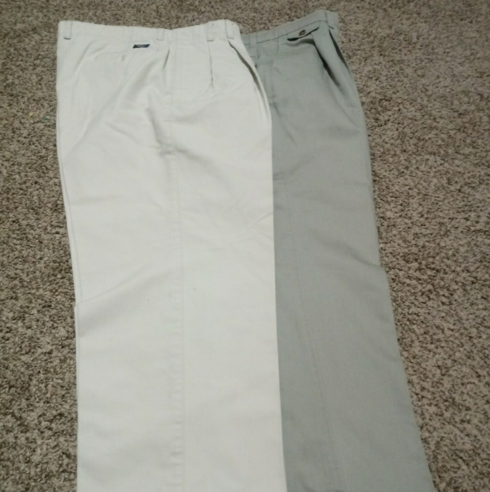 Lot Of 2 Dockers Loose Fit & Classic Fit Pants 40